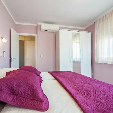 Apartamento In With Free Wifi Zadar