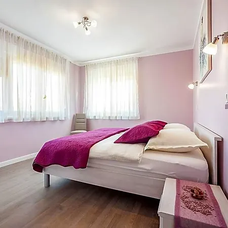In With Free Wifi Apartment Zadar