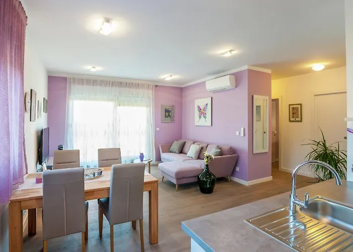 Apartman In With Free Wifi